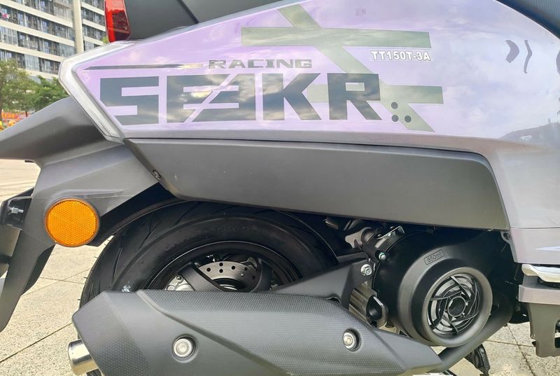 Đại chiến Honda Vision, ‘xe ga quốc dân’ mới giá 22 triệu đồng ra mắt, trang bị át vía cả SH Mode ảnh 5