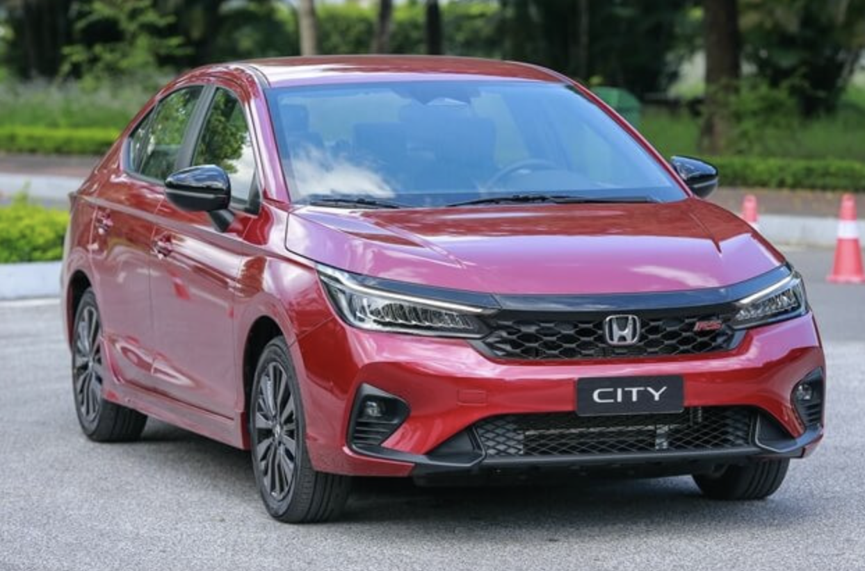 2o-to-honda-giam-toi-100-trieu-dong-civic-city-cr-v-dong-loat-cham-day-1765445170.png