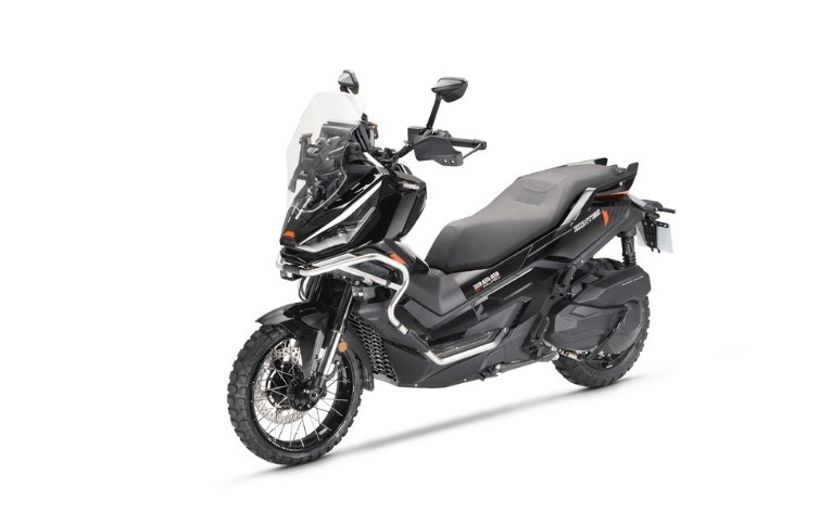 ‘Quái thú xe ga’ 368cc mới ‘trên cơ’ Honda SH chính thức ra mắt, trang bị cực đỉnh mà giá 'siêu rẻ' ảnh 3