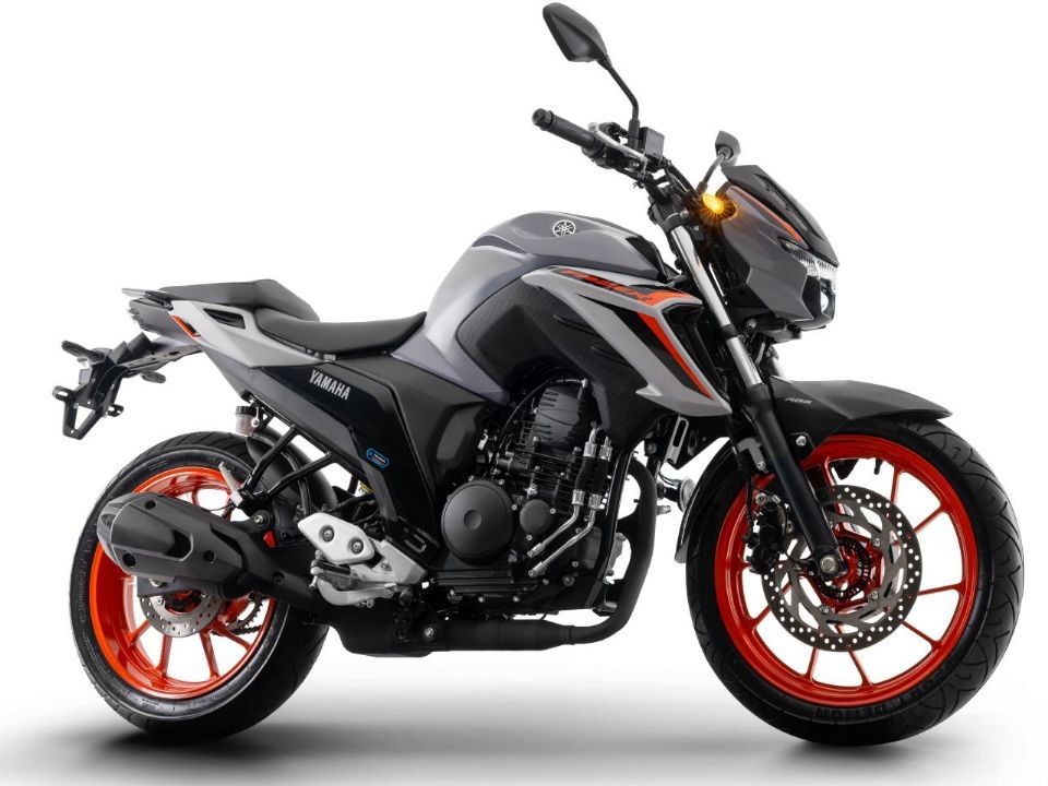 Yamaha chính thức ra mắt ‘vua côn tay’ mới xịn hơn Exciter và Honda Winner R, giá rẻ so với trang bị ảnh 2