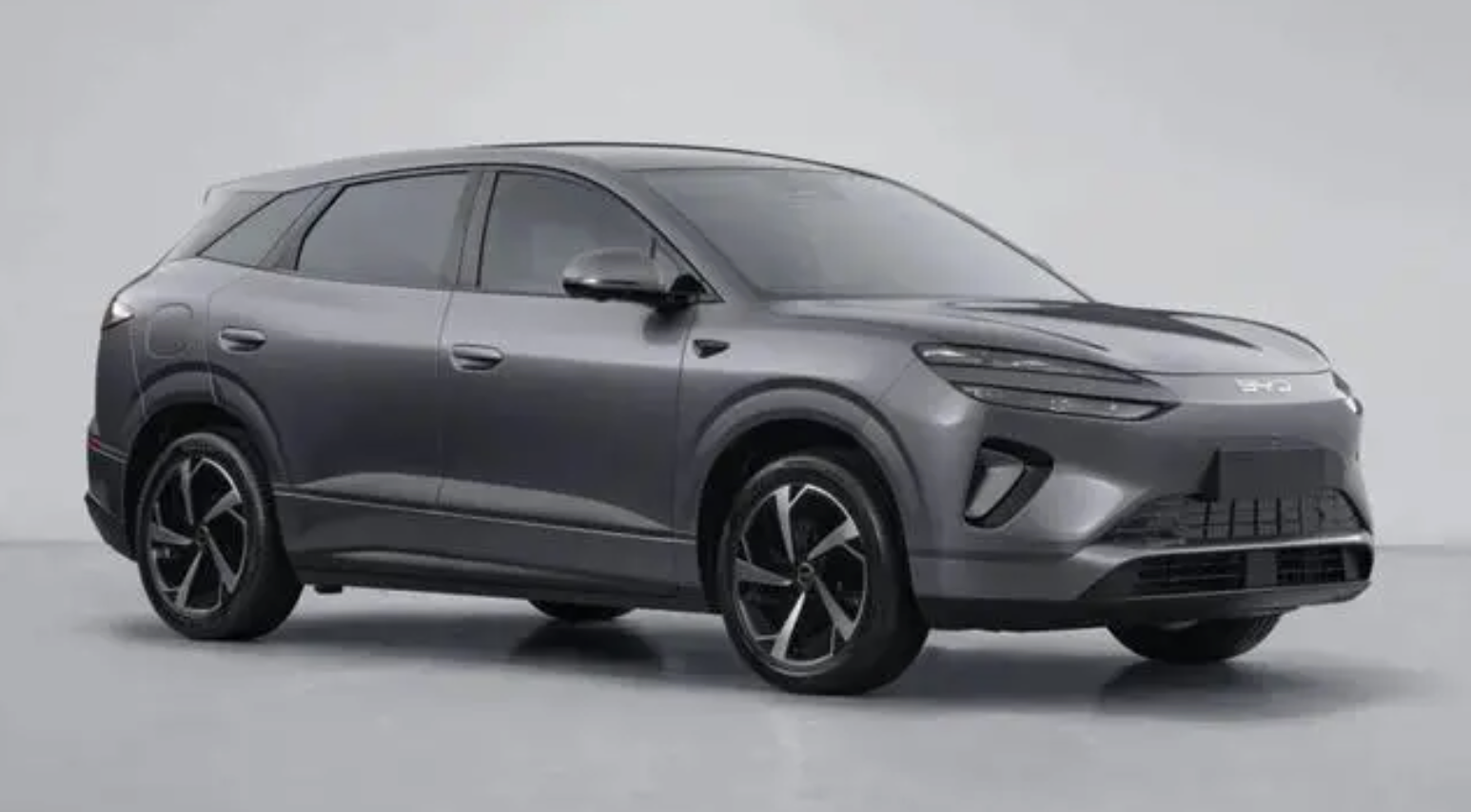 1diem-tin-o-to-31-suv-dien-pin-82-kwh-chay-710-km-gay-sot-kia-seltos-the-he-moi-gia-tu-320-trieu-dong-1767457584.png