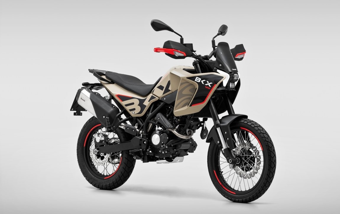 Chính thức ra mắt ‘vua côn tay’ mới có ABS 2 kênh ăn đứt cả Yamaha Exciter và Honda Winner R, giá rẻ ảnh 2