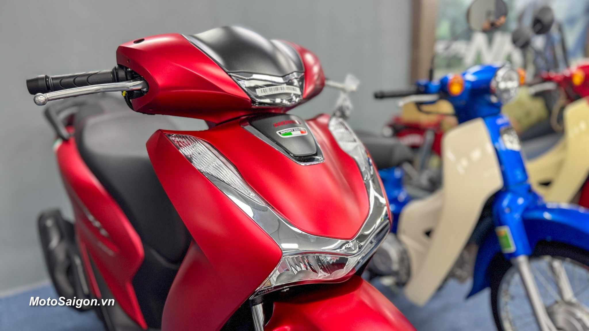 Tin xe hot 16/1: Ra mắt ‘vua xe ga’ 174cc mới đẹp át vía Honda Vario, giá 76,5 triệu đồng rẻ hơn SH ảnh 2