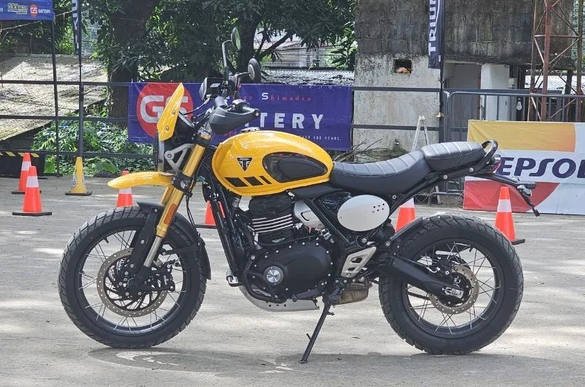 Tin xe trưa 22/1: ‘Huyền thoại côn tay’ Anh ra mắt với giá rẻ, trang bị lấn át Winner R và Exciter ảnh 1