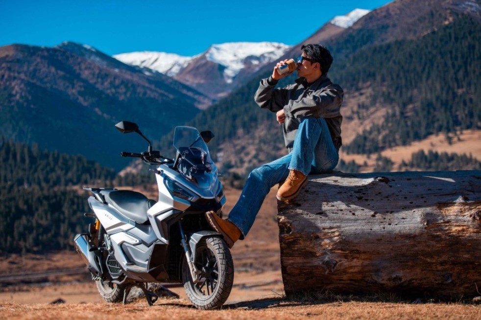 Tin xe hot 23/1: Ra mắt xe ga ‘bình dân’ mới xịn sò, giá 23 triệu đồng rẻ hơn ‘Tiểu SH’ Honda Vision ảnh 3