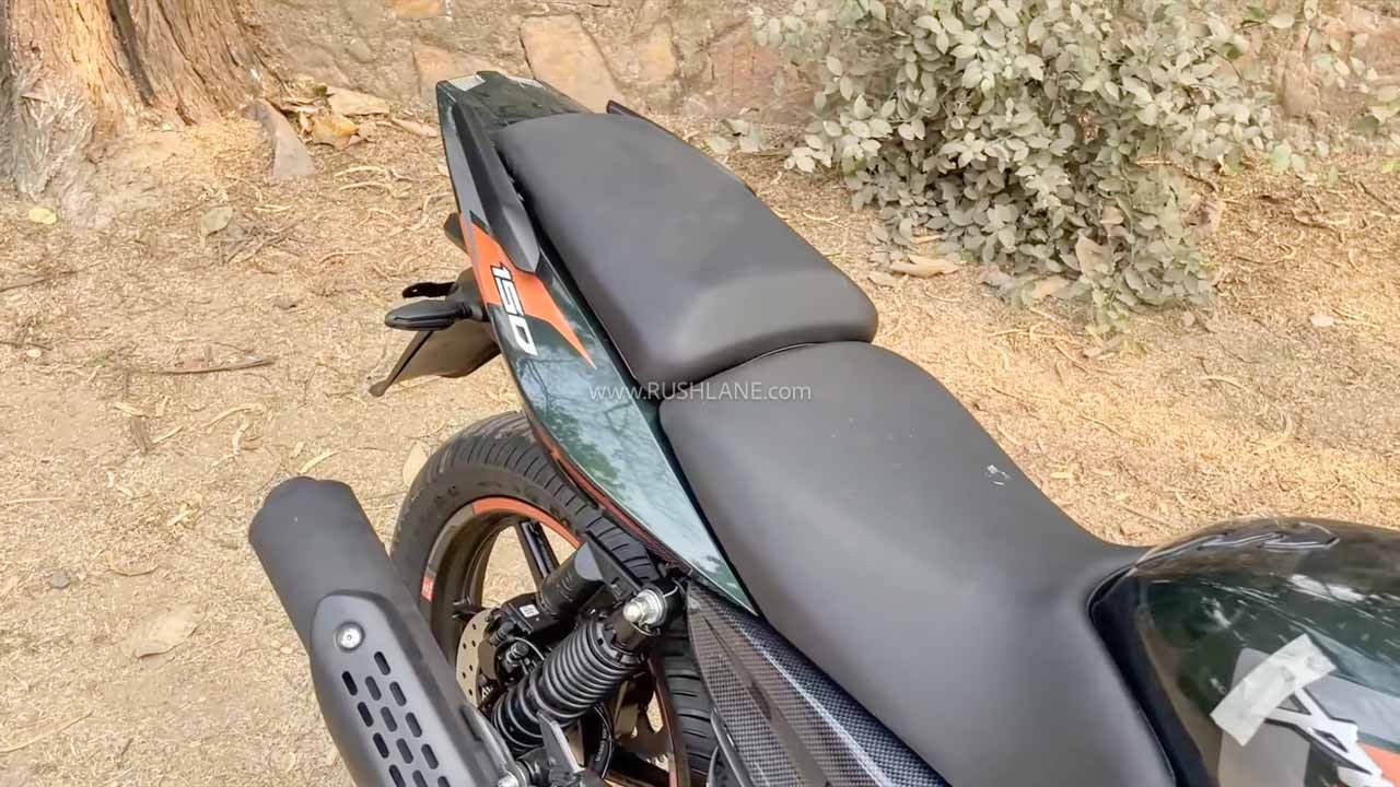 ‘Vua côn tay’ 150cc mới bất ngờ về đại lý, dễ 'hot' hơn Yamaha Exciter và Honda Winner R nhờ giá rẻ ảnh 3