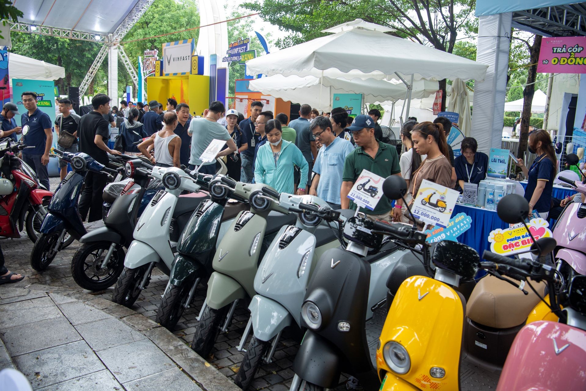 VinFast định nghĩa lại tiêu chuẩn xe máy điện với quy hoạch các dòng xe đầy đủ ‘từ A tới Z’ ảnh 1