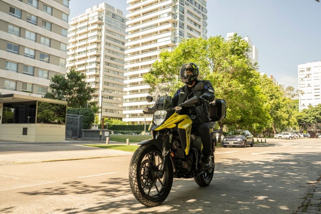 Tin xe trưa 6/2: ‘Vua côn tay’ 249cc mới của Suzuki ra mắt với giá rẻ, xịn hơn Exciter và Winner R ảnh 1