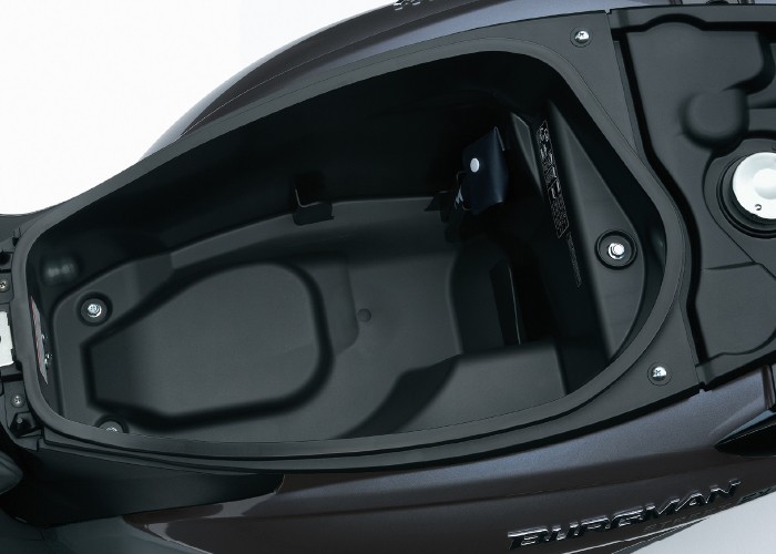 Suzuki chính thức ra mắt ‘xe ga quốc dân’ 125cc mới đẹp hơn Honda LEAD, trang bị không kém Air Blade ảnh 6