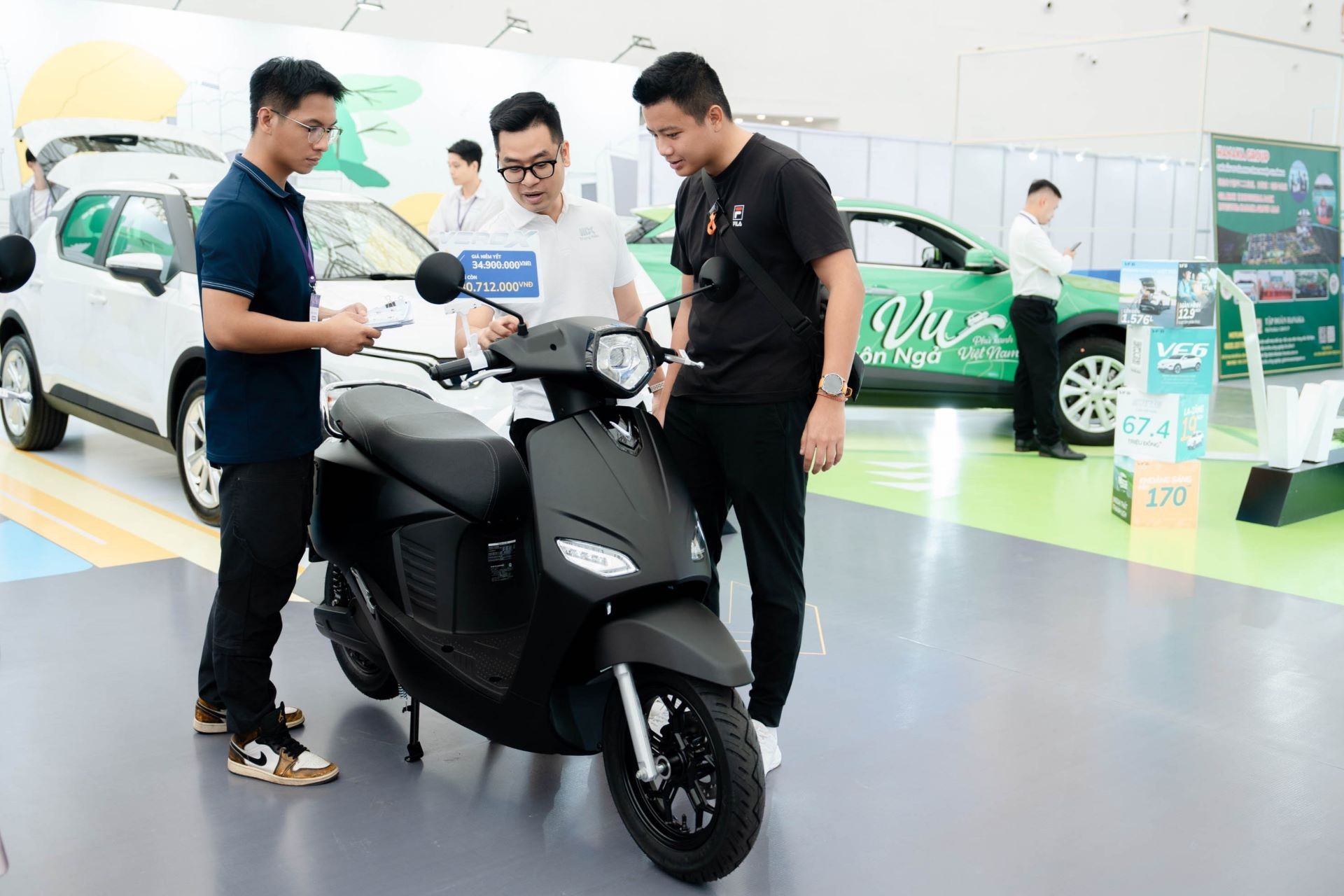 VinFast Vero X chinh phục khách Việt nhờ ‘dáng đẹp, chạy êm’ ảnh 1