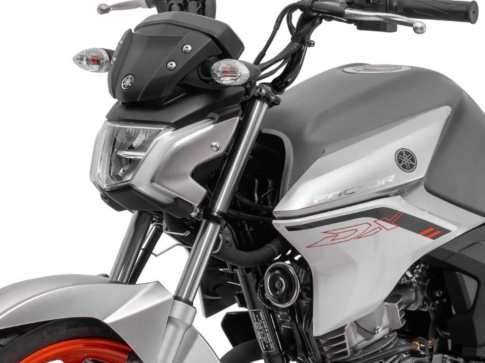 Khắc chế Honda Winner R, Yamaha chính thức ra mắt ‘vua côn tay’ 150cc mới ‘nét’ hơn Exciter, giá mềm ảnh 2