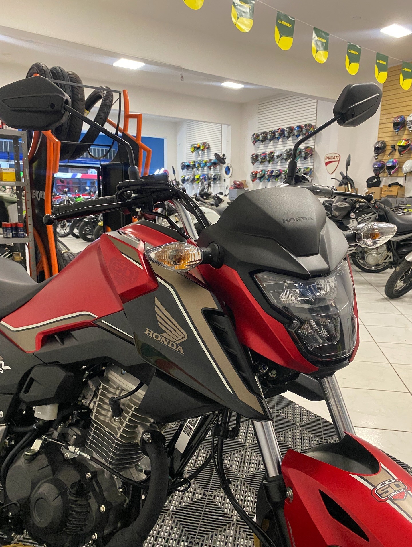 Tin xe 6/3: ‘Vua côn tay’ 162cc mới của Honda xịn như Winner R và Yamaha Exciter mở bán với giá mềm ảnh 1