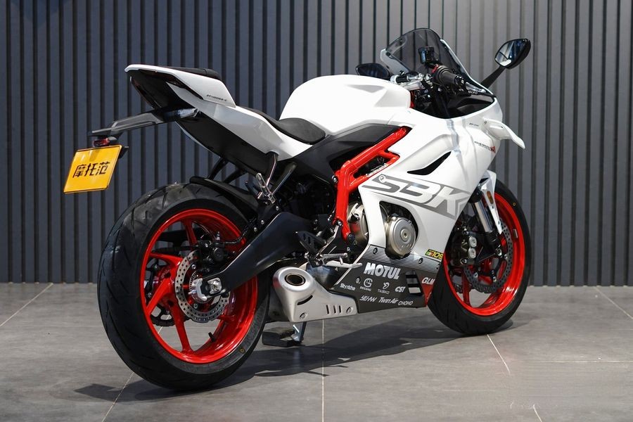 Chính thức ra mắt ‘vua côn tay’ 443cc mới thể thao hơn Yamaha Exciter và Honda Winner R, giá cực rẻ ảnh 5