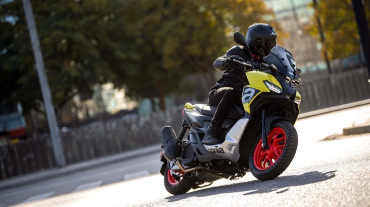 Chính thức ra mắt ‘vua xe ga’ 174cc mới của Ý với giá hấp dẫn, thiết kế thể thao đẹp át vía Honda SH ảnh 2