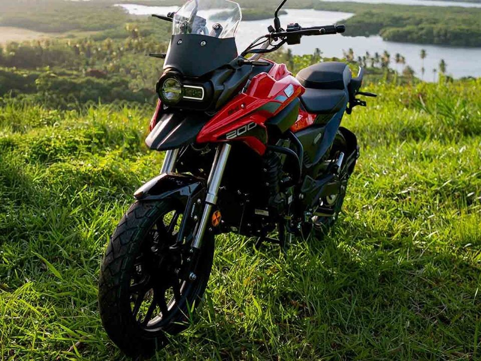 Chính thức ra mắt ‘vua côn tay’ 200cc mới đẳng cấp hơn Yamaha Exciter và Honda Winner R, giá dễ mua ảnh 1