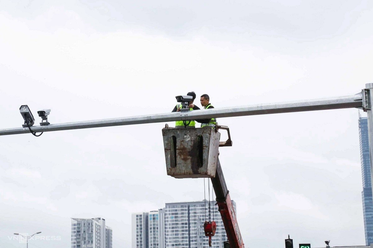 CSGT Hà Nội công bố danh sách xe máy bị phạt nguội qua camera AI, người vi phạm cần xử lý ra sao? ảnh 1