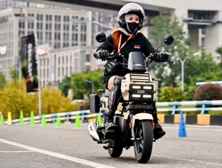 Tin xe 19/3: Honda ra mắt 'vua xe ga' 125cc mới 'chất' hơn SH Mode và Air Blade ngay trong tuần sau ảnh 1