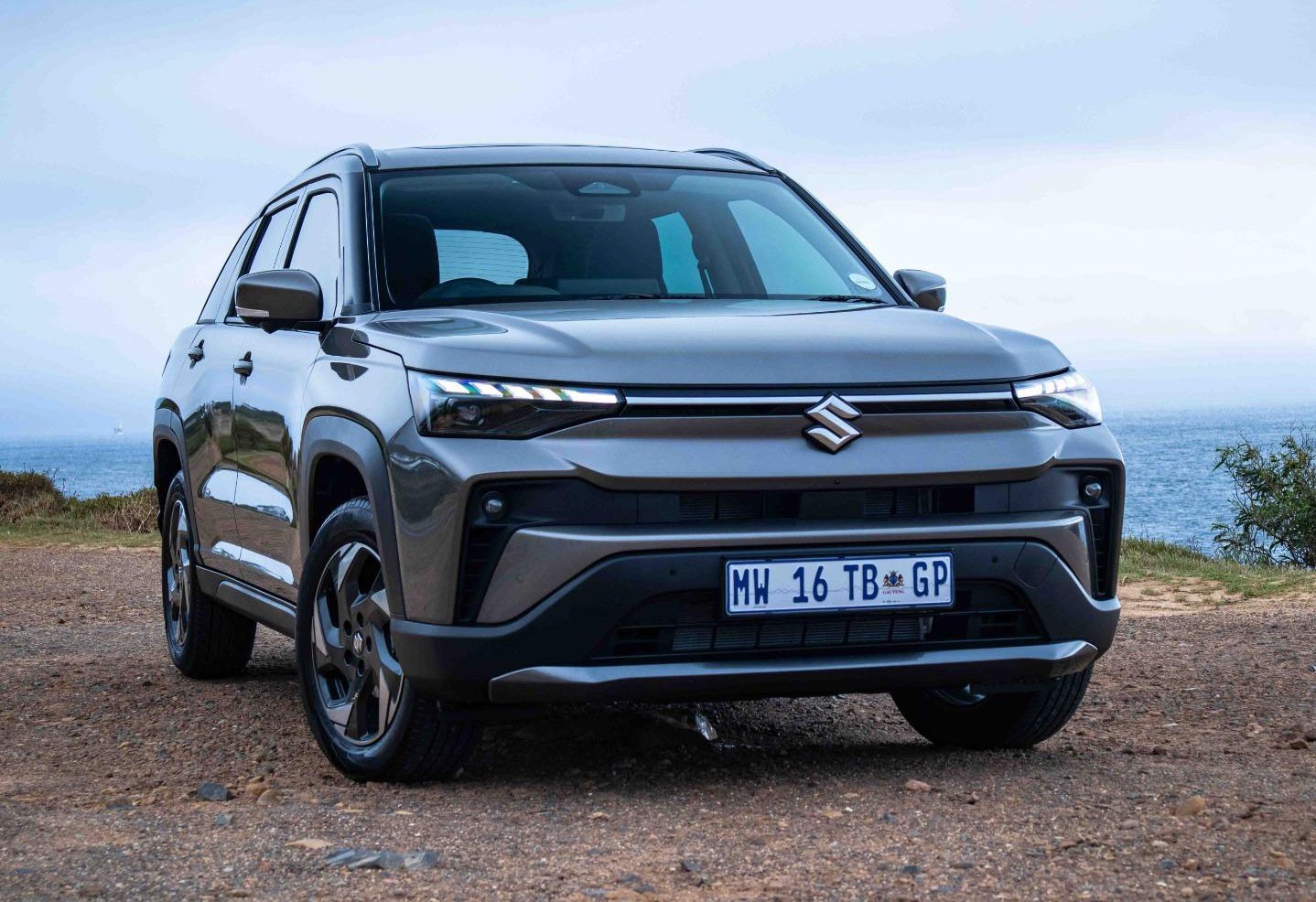 Suzuki ra mắt mẫu SUV hybrid cỡ C mới đẹp át vía Honda CR-V, giá 548 triệu đồng rẻ hơn Mazda CX-5 ảnh 2