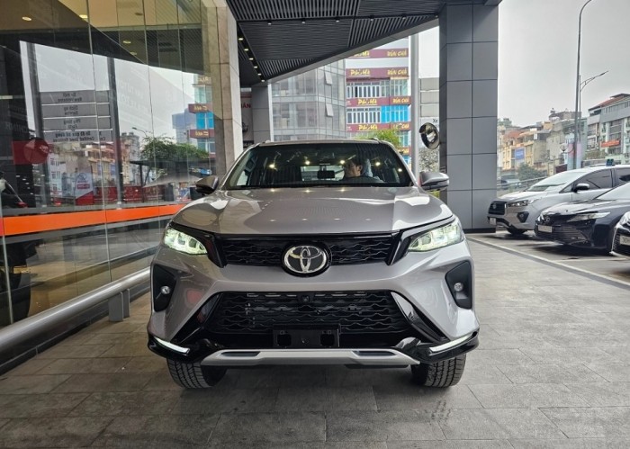 Tin xe 20/3: 'Vua xe ga' 180cc mới ra mắt với giá 85 triệu đồng, thiết kế sang hơn Honda SH, có ABS ảnh 2