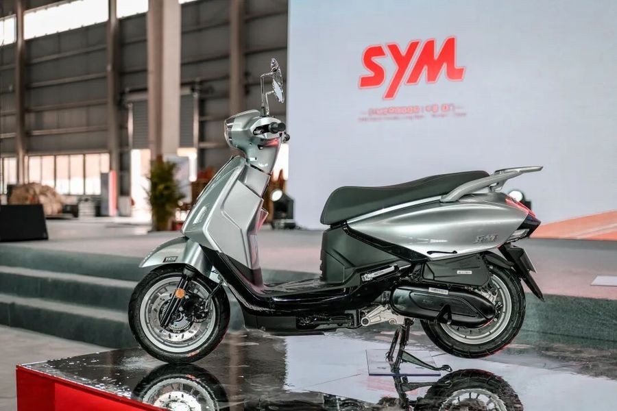 Tin xe hot 25/3: ‘Vua xe ga’ 150cc mới thay thế Honda SH chính thức ra mắt, giá rẻ hơn cả Air Blade ảnh 1