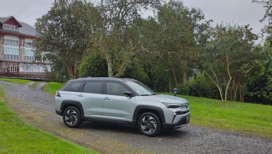 Suzuki chính thức ra mắt SUV cỡ B ‘chủ lực’ mới giá 456 triệu đồng, hạ gục Mitsubishi Xforce ảnh 3