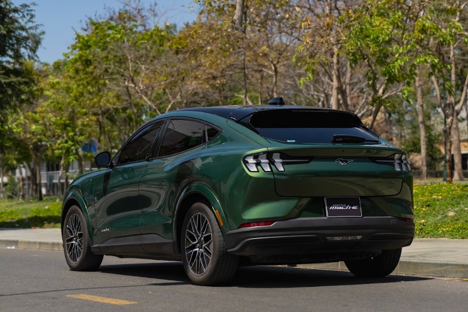 Ford Việt Nam nâng cấp trải nghiệm khách hàng xe điện, đưa Mustang Mach-E đến gần khách hàng Việt ảnh 5