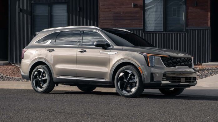 Tin xe hot 3/4: Giá lăn bánh Honda CR-V đầu tháng 4/2026 giảm sốc 80 triệu đồng, hạ gục Mazda CX-5 ảnh 3