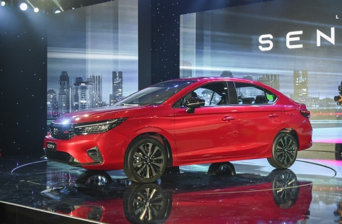 Tin xe hot 4/4: Yamaha ra mắt ‘vua xe ga’ 155cc mới ‘nét’ hơn Honda Air Blade và Vario, giá cực rẻ ảnh 2