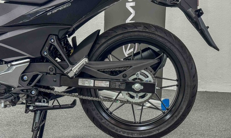 Yamaha Exciter đại bại trước ‘vua xe số’ 150cc giá 47 triệu đồng trang bị 'nét' hơn Honda Winner R ảnh 6