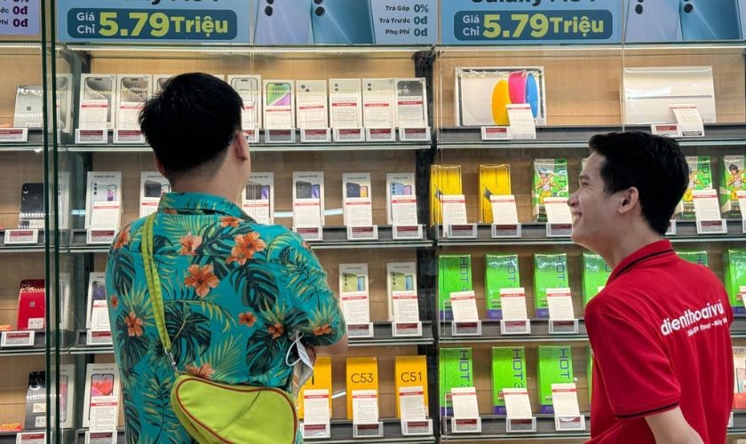 mua-dien-thoai-cu-o-dau-uy-tin-tphcm-ha-noi-1-1775822699.jpg