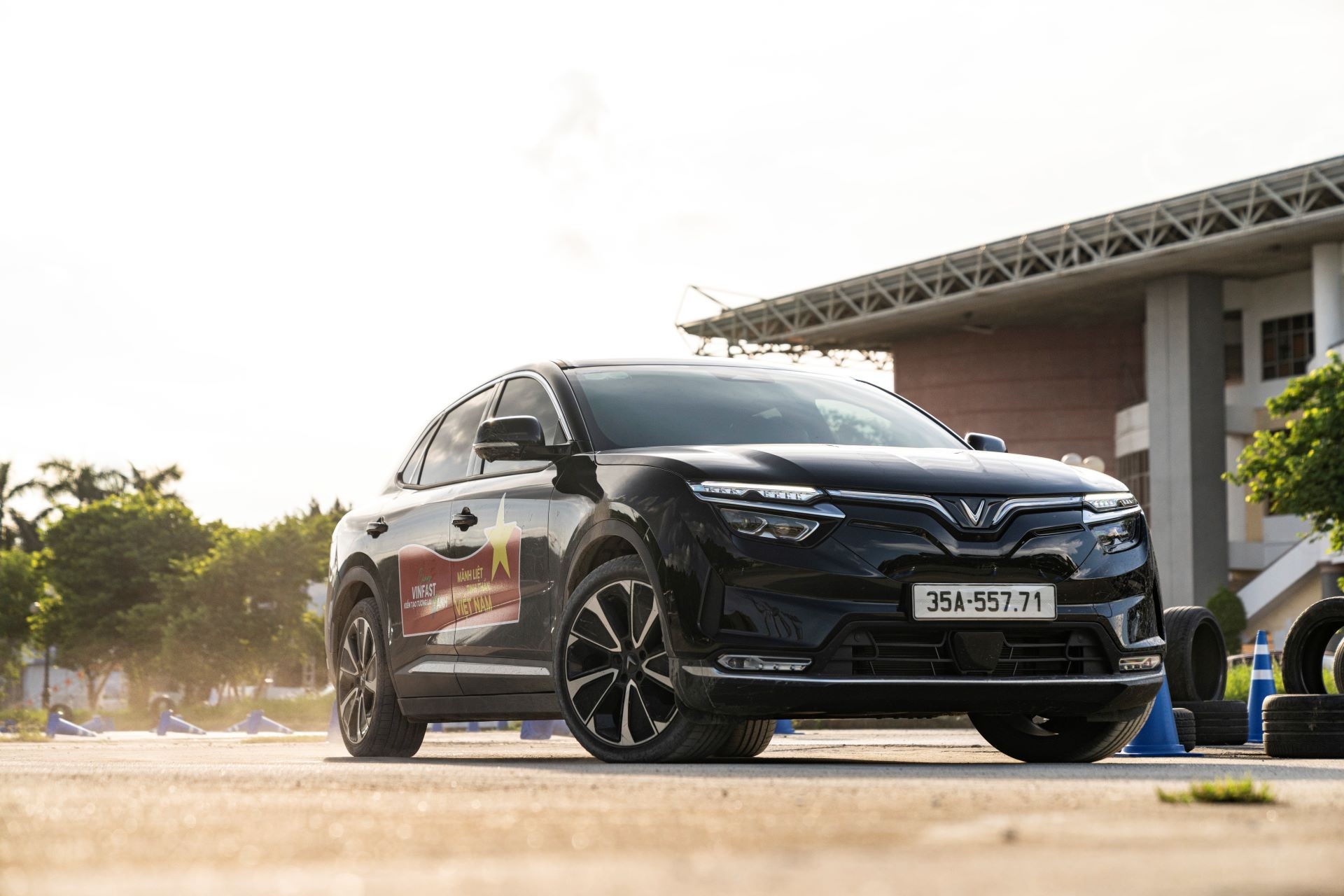 VinFast VF 8 được chủ doanh nghiệp ‘chọn mặt gửi vàng’ vì những lý do này ảnh 2