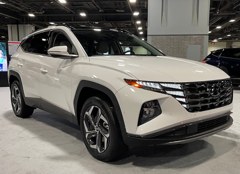 Giá xăng dầu tối ngày 14/4 rất rẻ, SUV cỡ C nào giúp tiết kiệm nhất? Mazda CX-5 không phải tối ưu ảnh 4