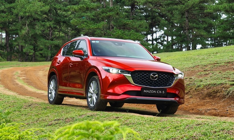Giá xăng dầu tối ngày 14/4 rất rẻ, SUV cỡ C nào giúp tiết kiệm nhất? Mazda CX-5 không phải tối ưu ảnh 5