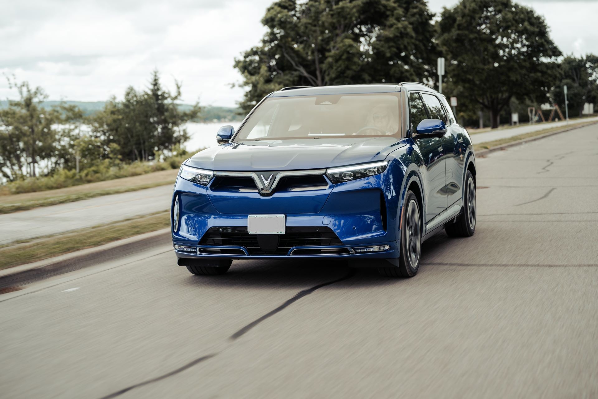 Vì sao VinFast VF 9 được giới doanh nhân ưu tiên hàng đầu cho hành trình dài? ảnh 1