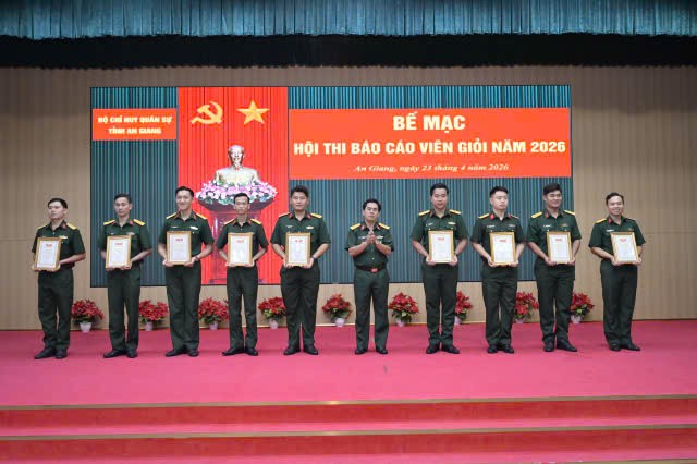 An Giang: Trao giải Hội thi báo cáo viên giỏi năm 2026