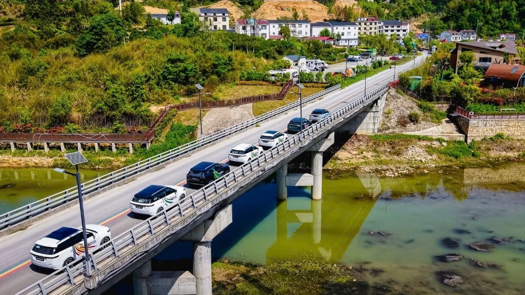 Việt Nam thắng 'Super Hybrid Marathon 9 quốc gia', Omoda C5 SHS-H chạy gần 1.000km chỉ với một bình xăng ảnh 3