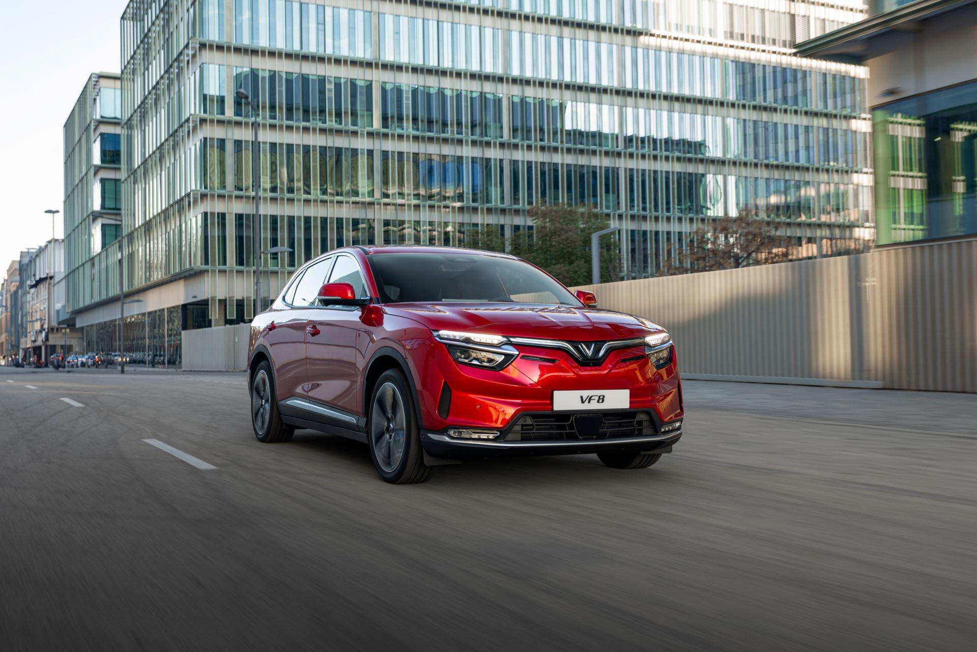 Khách Việt chọn VinFast VF 8: Cùng trải nghiệm, xe xăng phải bù thêm hơn 300 triệu đồng ảnh 1