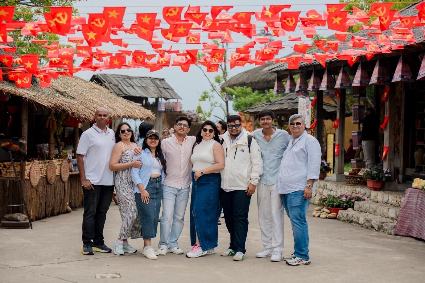 du-khach-check-in-tai-ban-may-1777628366.jpg
