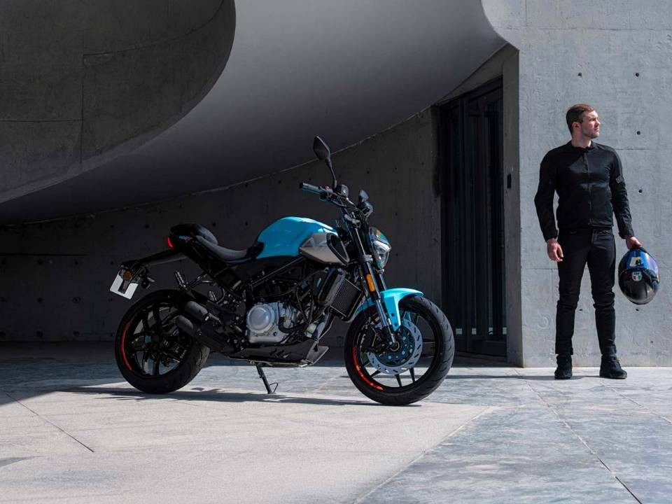 ‘Vua côn tay’ 125cc mới chính thức ra mắt với giá rẻ: Phân khúc khác Yamaha Exciter, có ABS 2 kênh át vía Honda Winner R ảnh 5