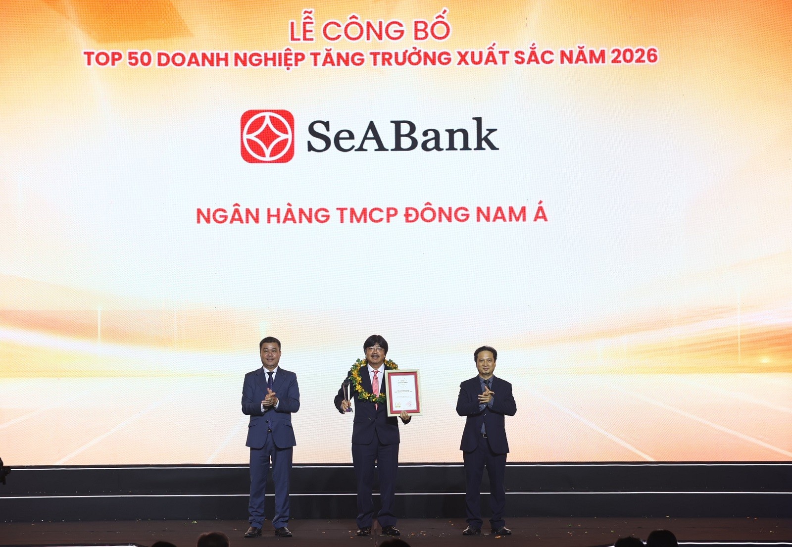 seabank-top-50-doanh-nghiep-xuat-sac-1778047776.jpg
