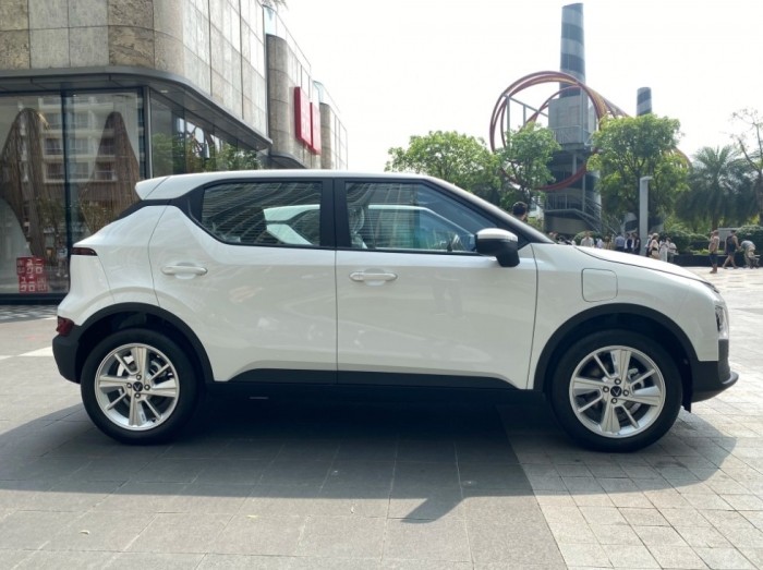 Tin xe trưa 11/5: Honda chính thức ra mắt ‘vua côn tay’ mới phân khúc khác Winner R, có ABS như Yamaha Exciter, giá mềm ảnh 3