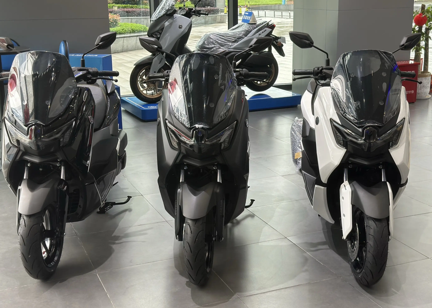 Yamaha chính thức ra mắt ‘vua xe ga’ 155cc mới ‘một 9 một 10’ với Honda SH 160i, giá bán cạnh tranh ảnh 2