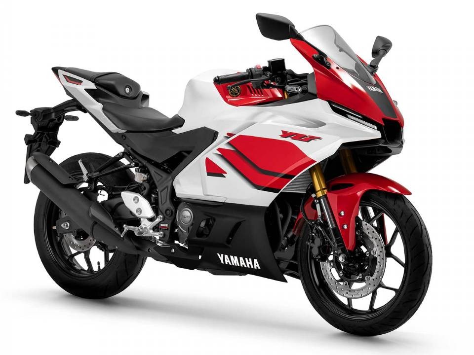 Yamaha chính thức ra mắt ‘vua côn tay’ mới phân khúc trên Exciter và Honda Winner R, giá hấp dẫn mà trang bị cực xịn ảnh 2