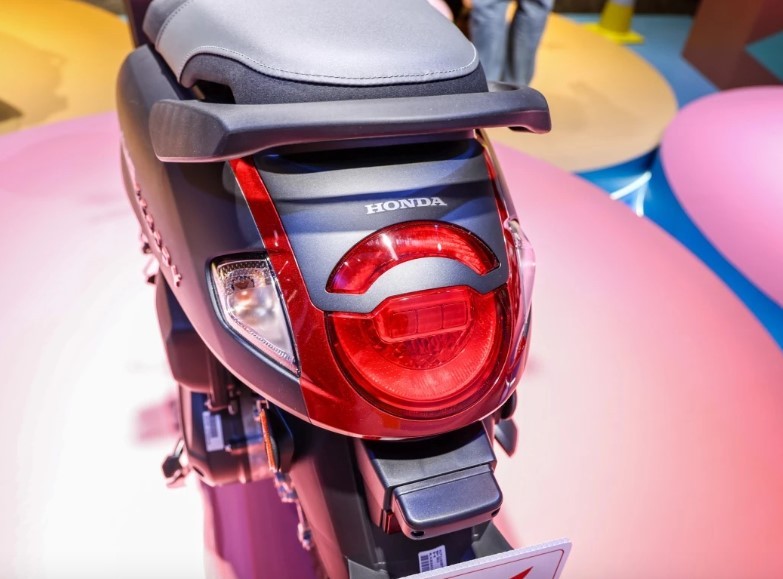 Honda chính thức ra mắt ‘xe ga quốc dân’ 110cc mới phong cách khác hẳn Vision và SH Mode, giá dễ mua ảnh 5