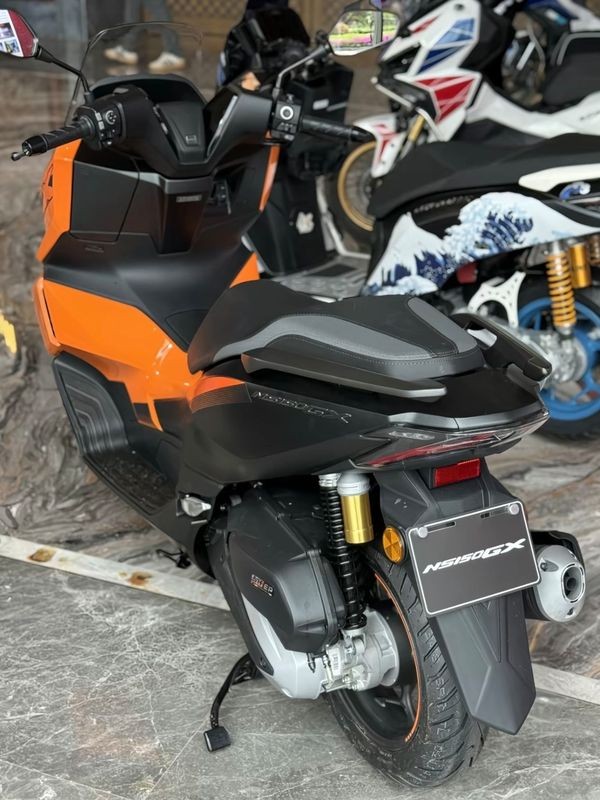 Honda ra mắt ‘vua xe ga’ 150cc mới vào tháng sau với giá 62 triệu đồng: ‘Nét’ hơn Air Blade, có ABS và TCS như SH ảnh 2