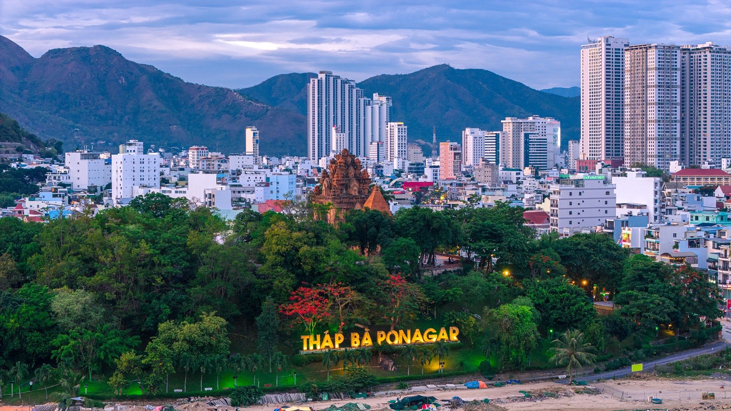 thap-ba-ponagar-nha-trang-1779701077.jpg