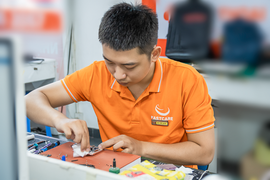 hinh-anh-khach-hang-su-dung-dich-vu-tai-fastcare-12-1779781327.png