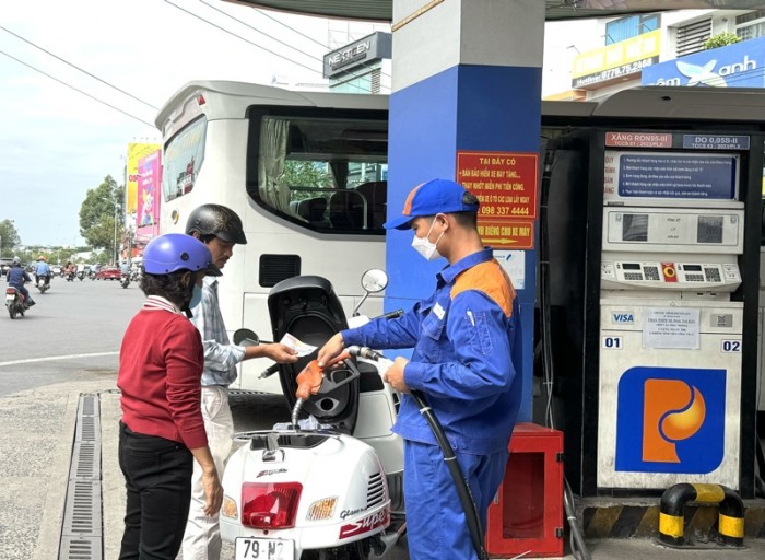 Tin xe trưa 26/5: Chính thức ra mắt ‘vua côn tay’ mới phân khúc cao hơn Yamaha Exciter, giá 'mềm' ảnh 3