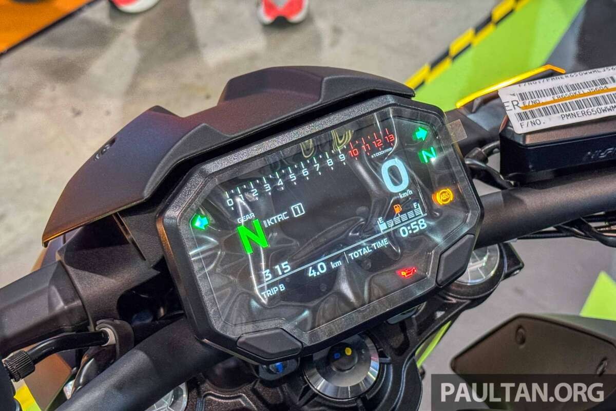 ‘Vua côn tay’ mới của Nhật Bản chính thức ra mắt với giá rẻ, phân khúc cao hơn hẳn Yamaha Exciter và Honda Winner R ảnh 3