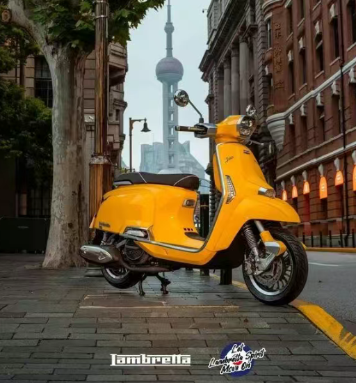 ‘Huyền thoại xe ga’ 150cc mới của Ý chính thức ra mắt giá 66 triệu đồng, khắc chế Honda SH và Air Blade ảnh 1